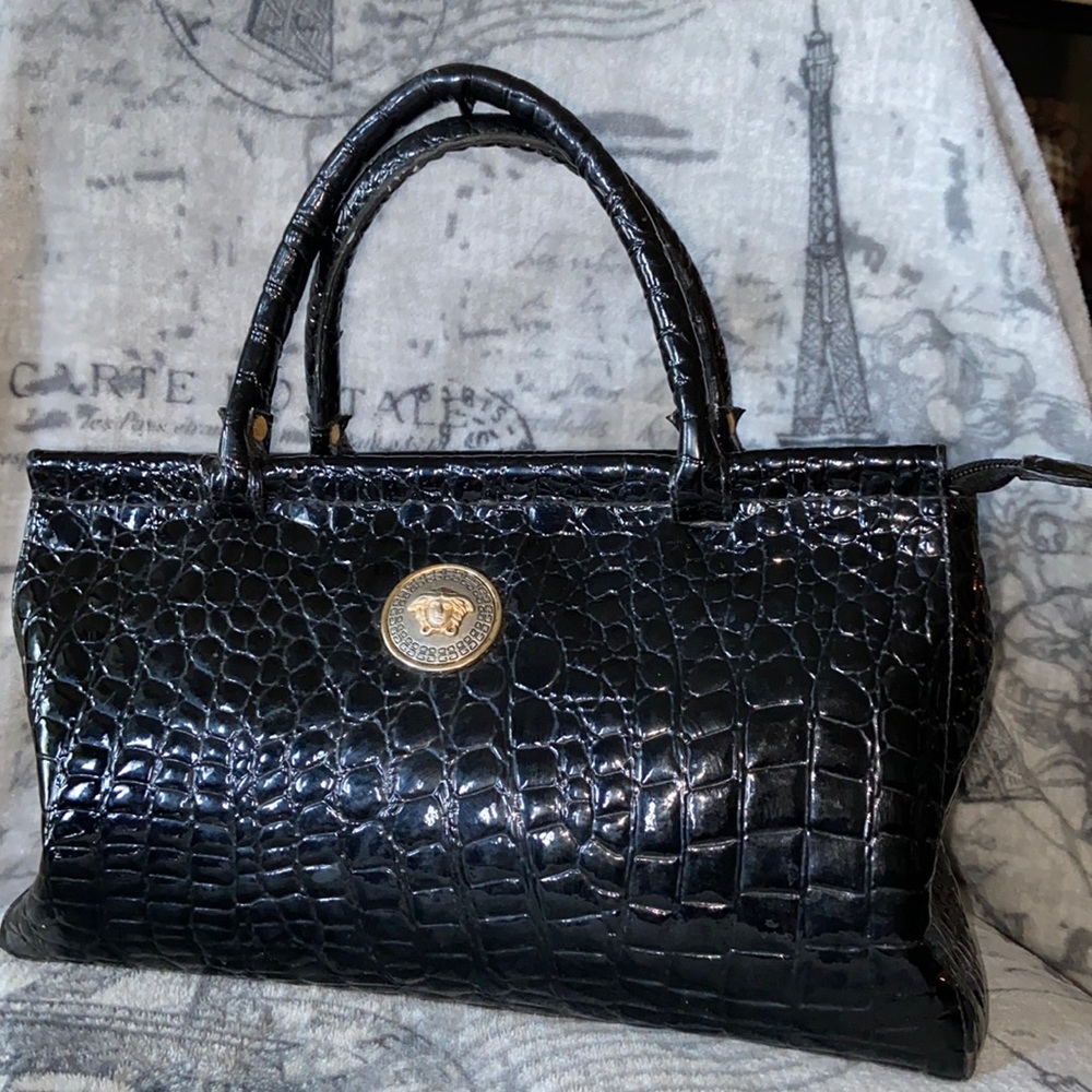 Versace vintage black leather Medusa emblem 😍🥰